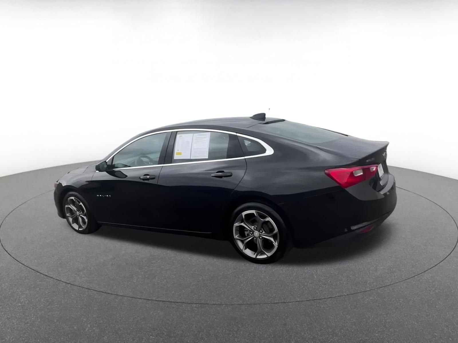 Thumbnail: 2023 Chevrolet Malibu - 11