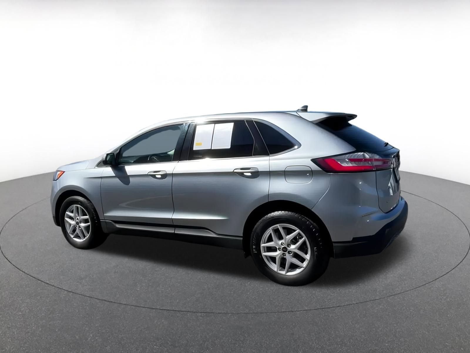 Thumbnail: 2024 Ford Edge - 10