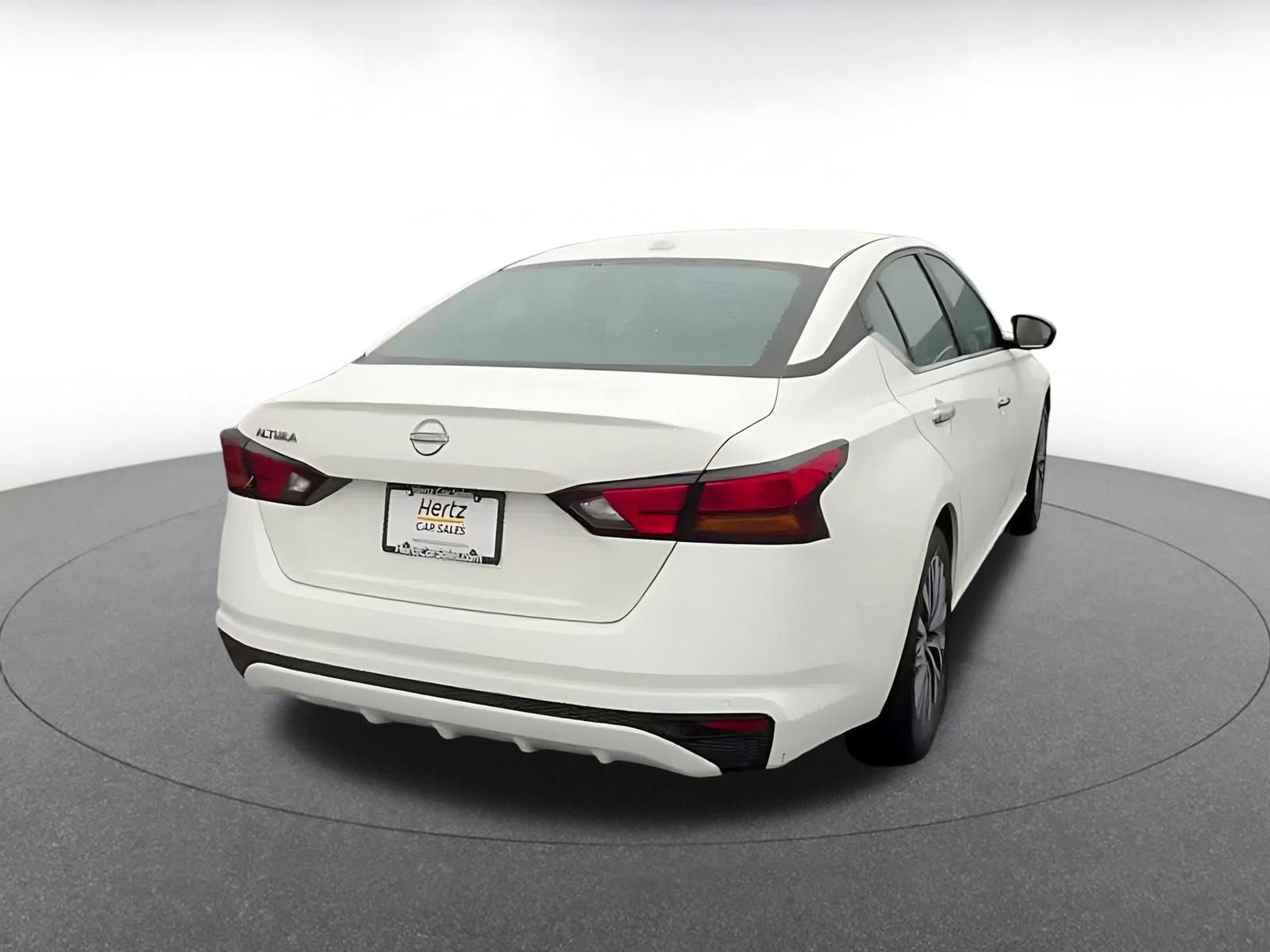 Thumbnail: 2025 Nissan Altima - 13