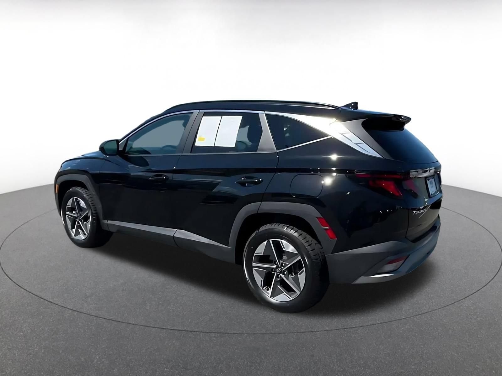 Thumbnail: 2025 Hyundai Tucson - 9