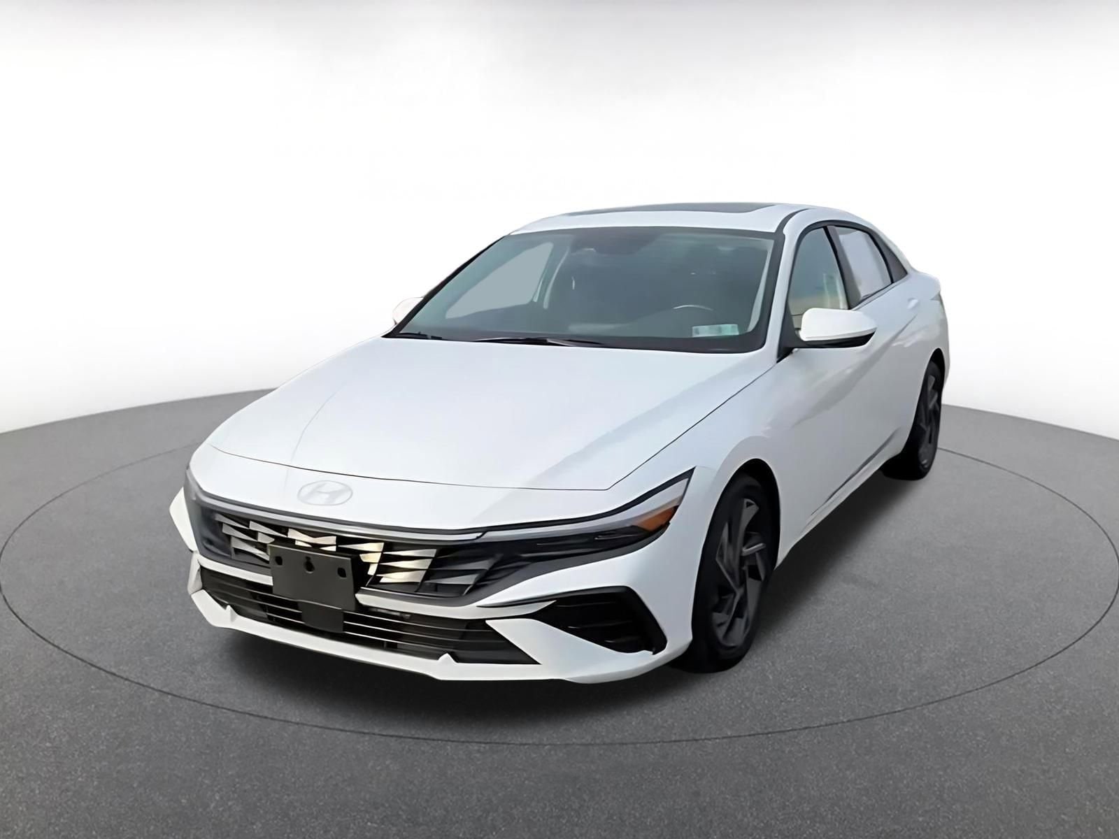 Thumbnail: 2025 Hyundai Elantra - 6