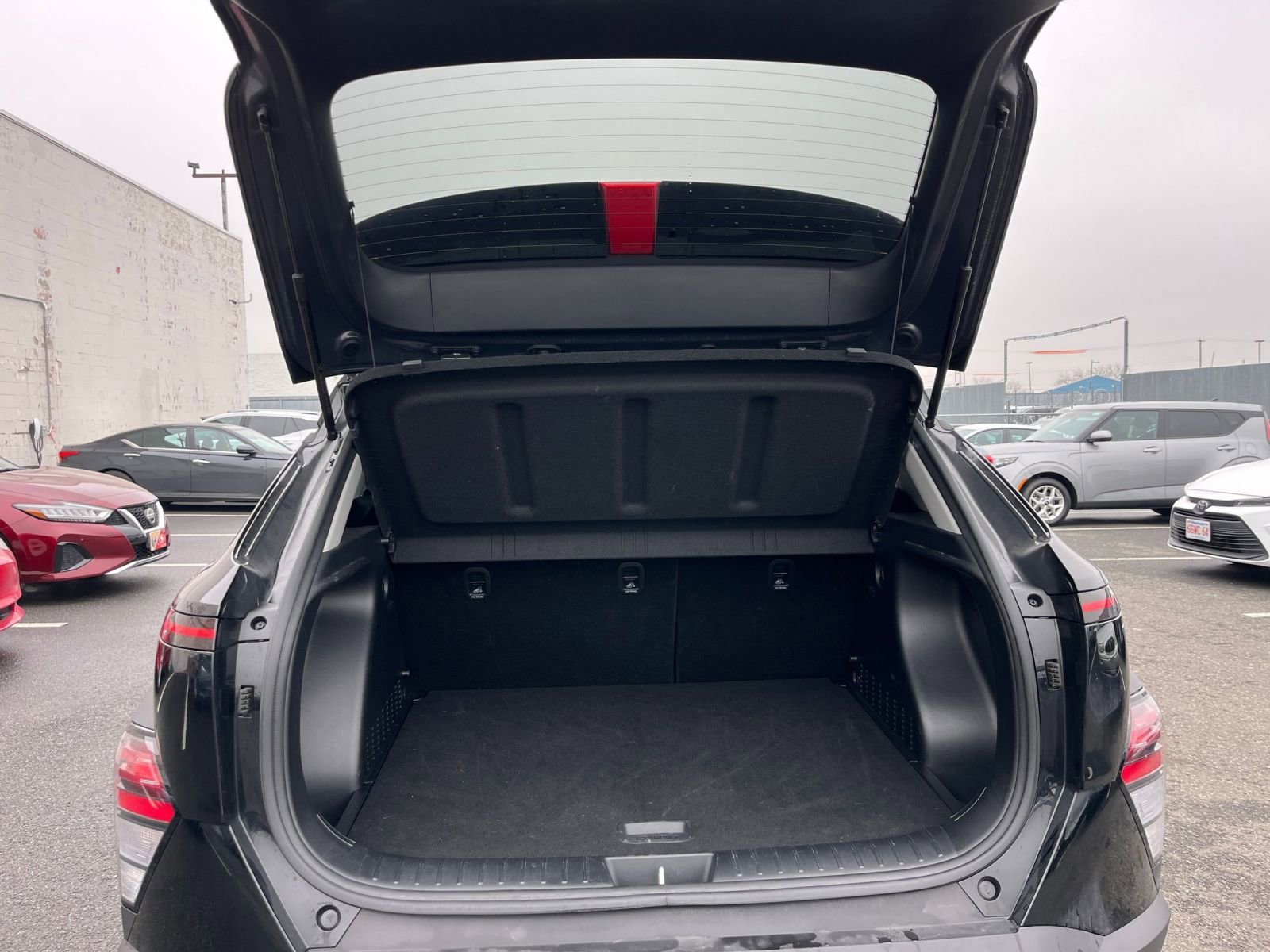 Thumbnail: 2025 Hyundai Kona - 32