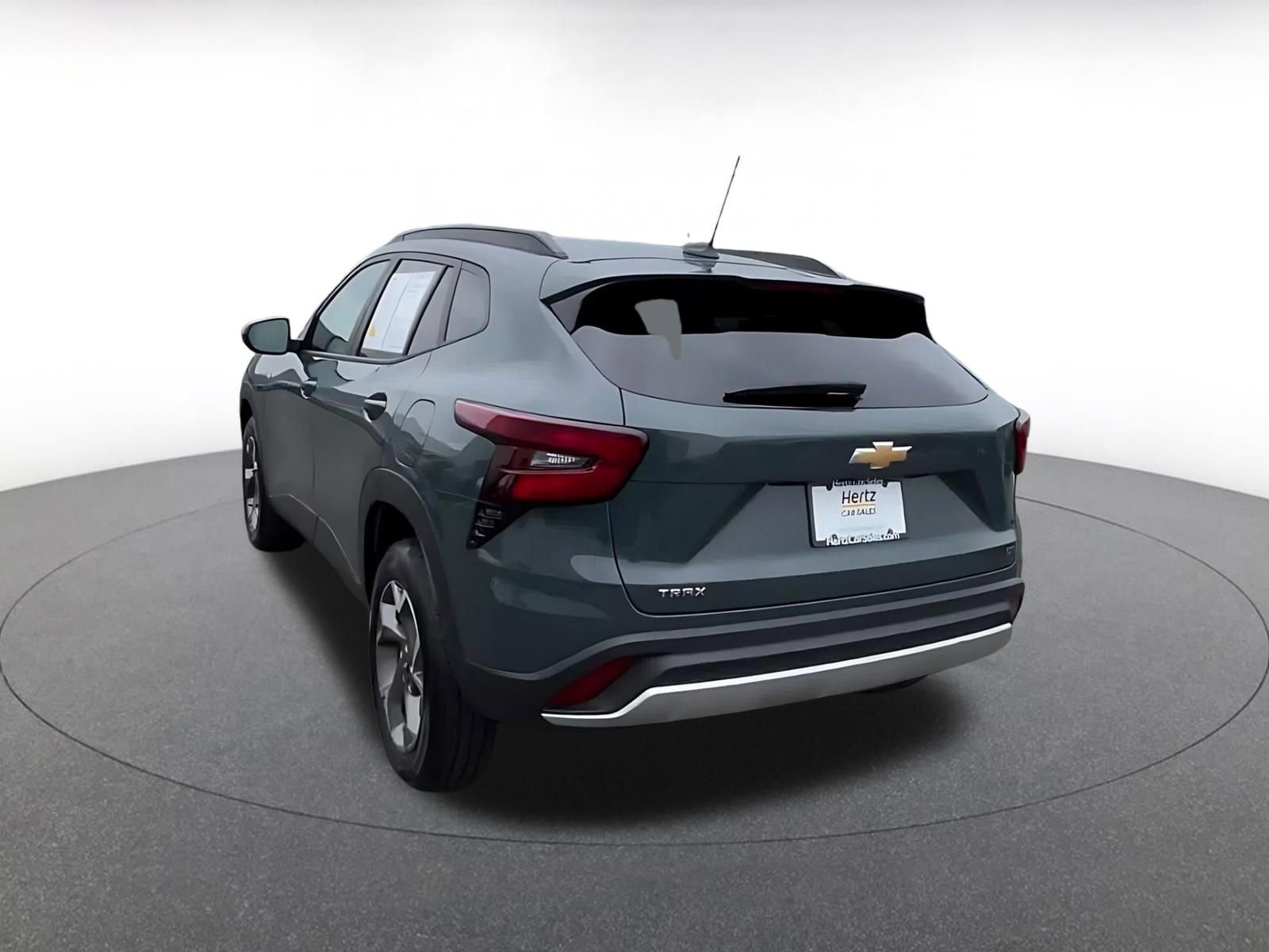 Thumbnail: 2025 Chevrolet Trax - 11