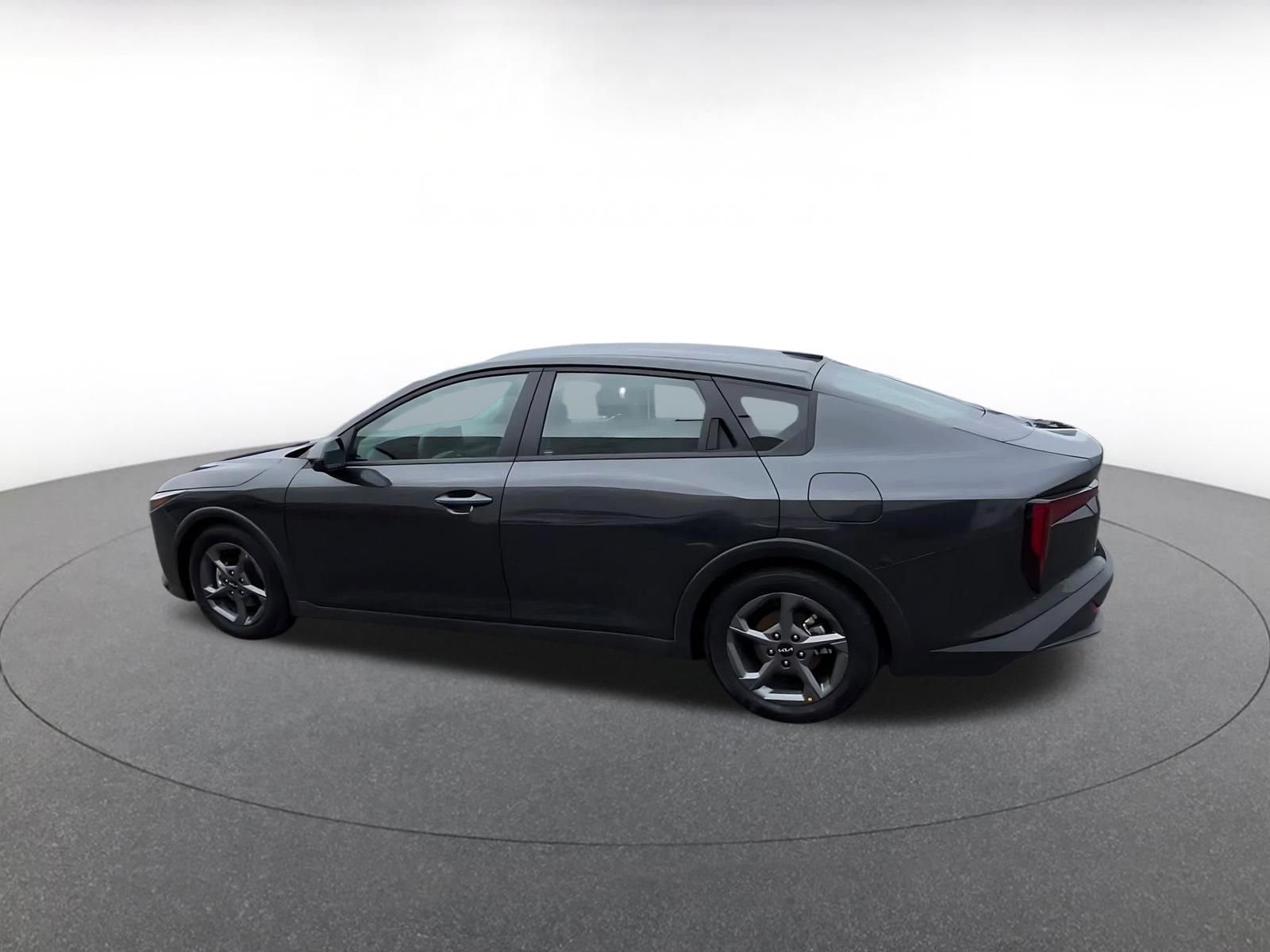 Thumbnail: 2025 Kia K4 - 10