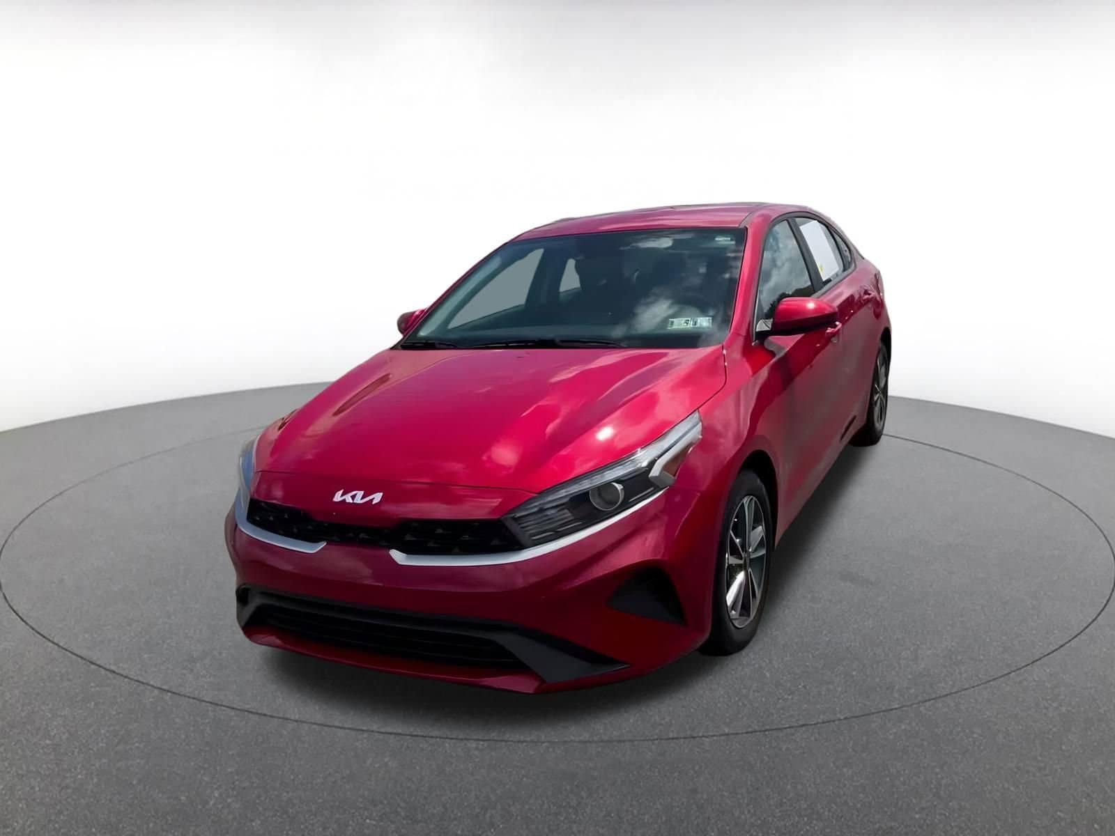 Thumbnail: 2024 Kia Forte - 6