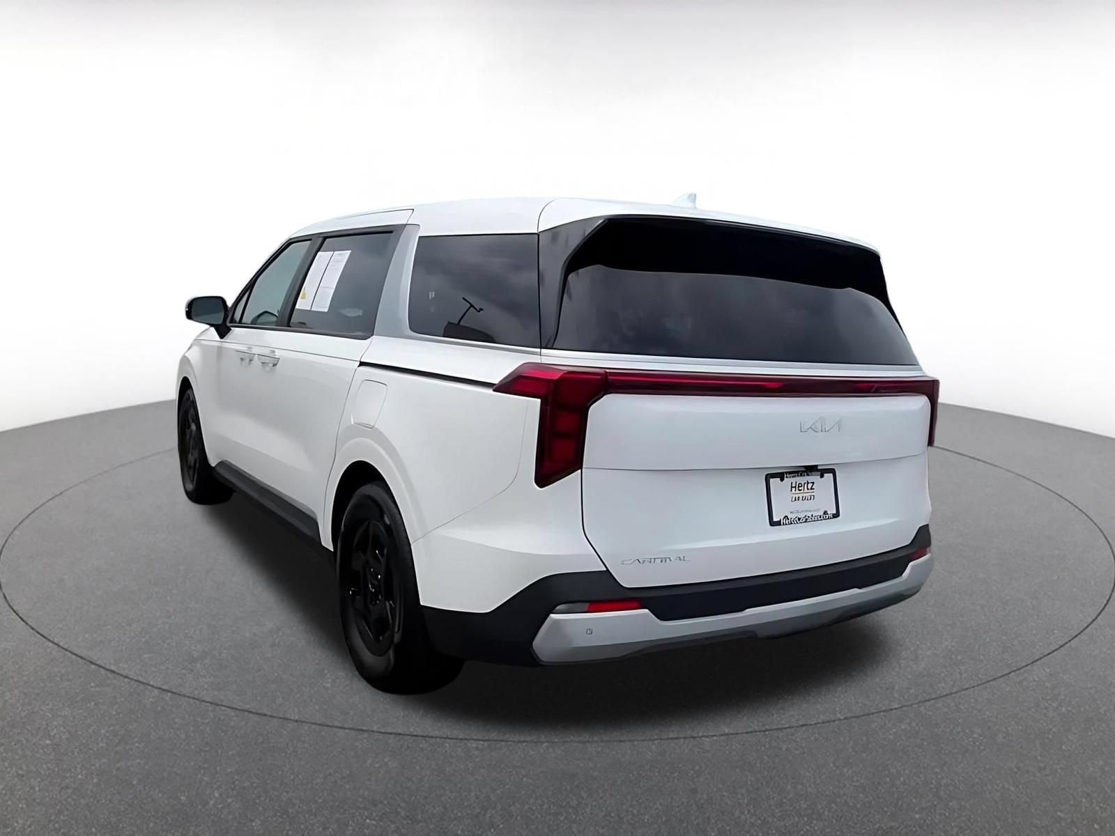 Thumbnail: 2026 Kia Carnival - 11