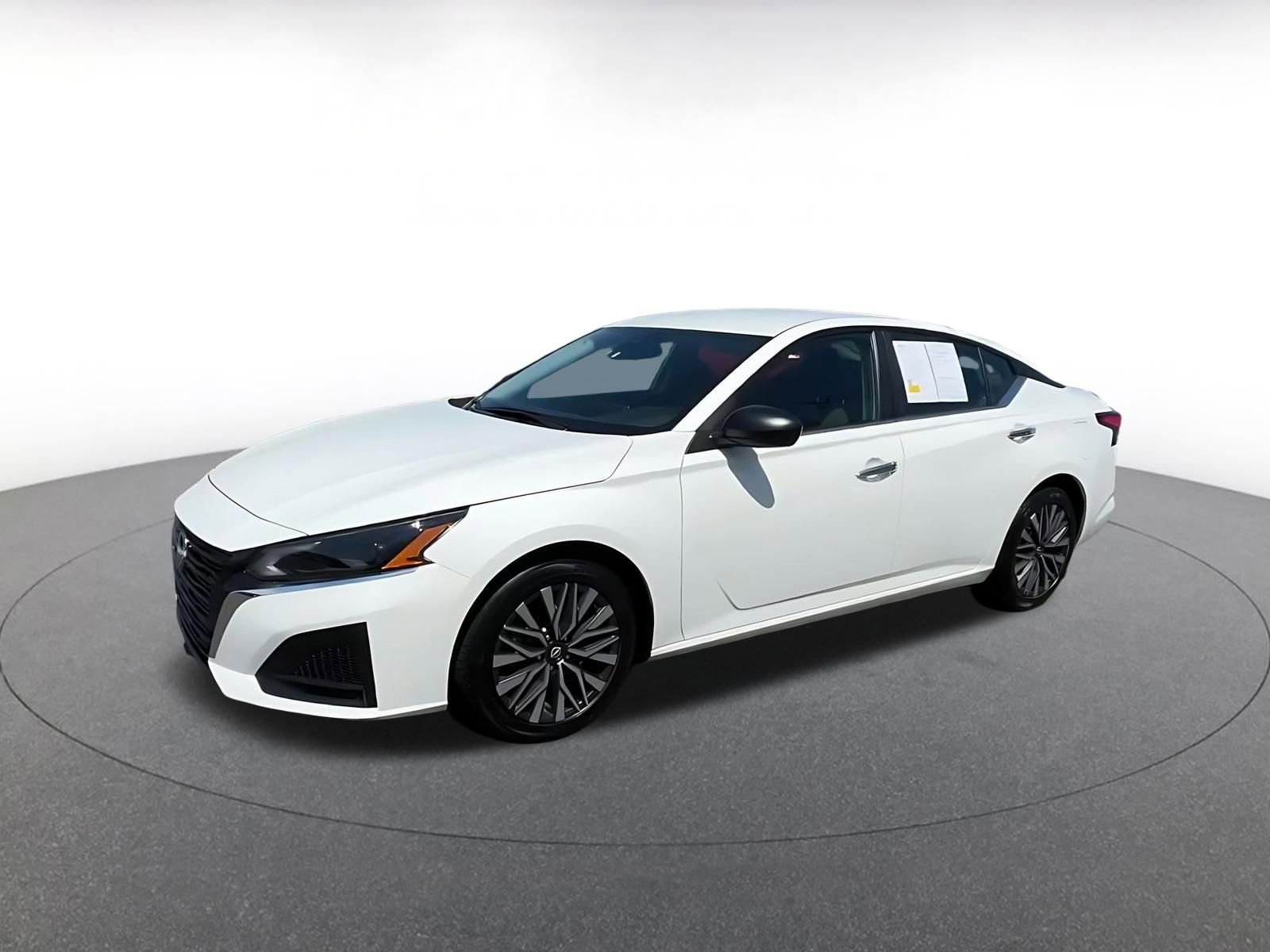 Thumbnail: 2025 Nissan Altima - 7