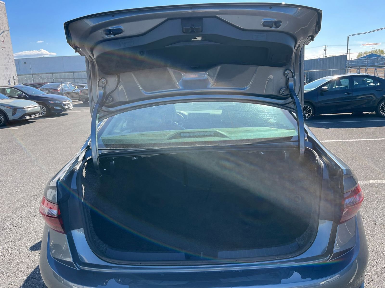 Thumbnail: 2025 Volkswagen Jetta - 30