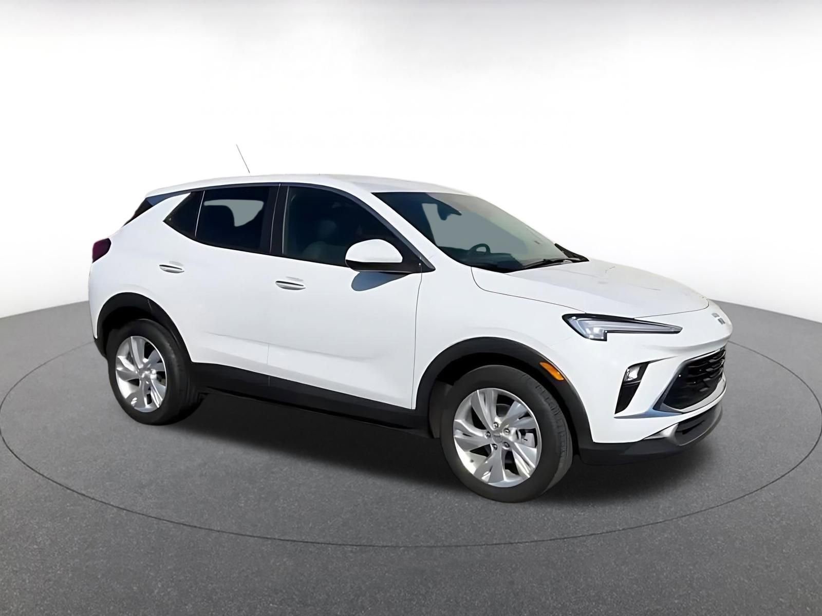 Thumbnail: 2025 Buick Encore GX - 2