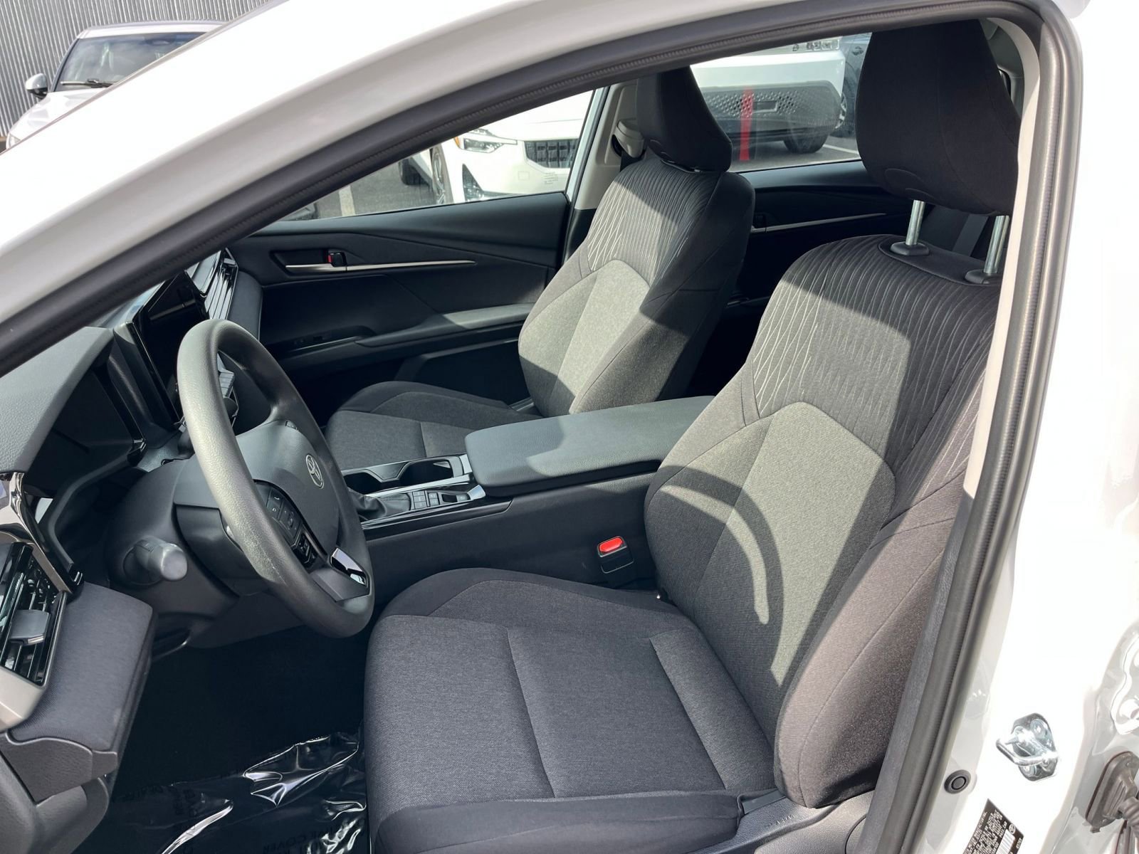 Thumbnail: 2025 Toyota Camry - 35