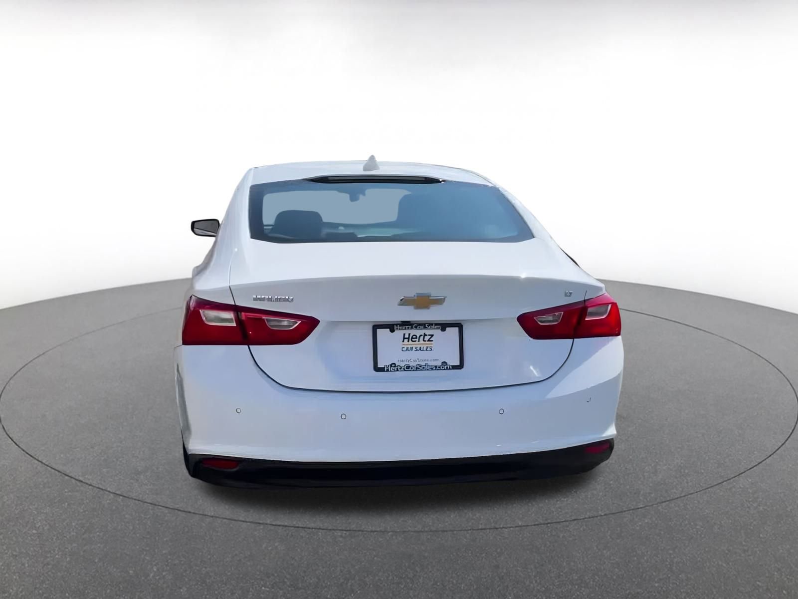 Thumbnail: 2024 Chevrolet Malibu - 12