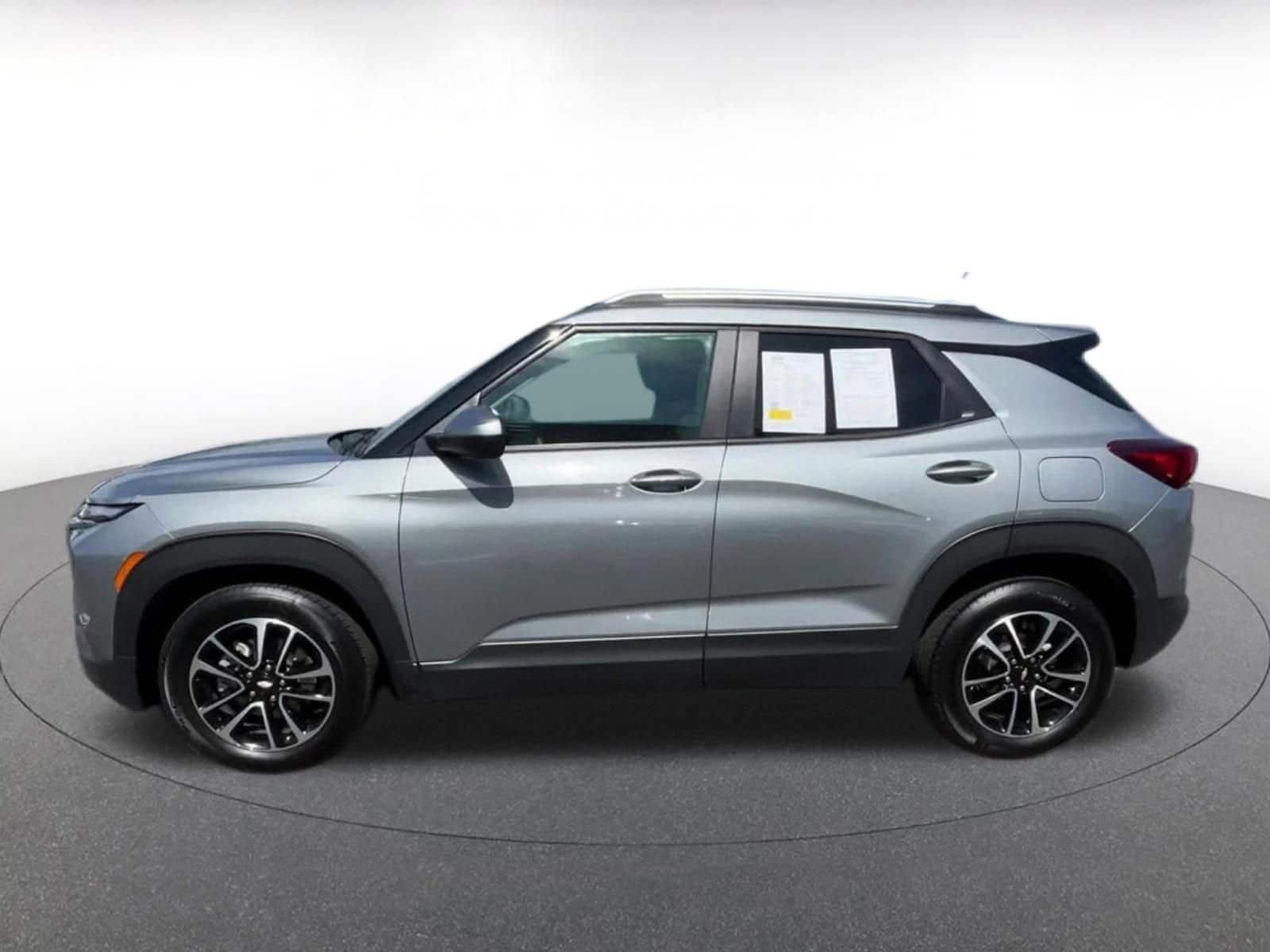 Thumbnail: 2025 Chevrolet TrailBlazer - 8
