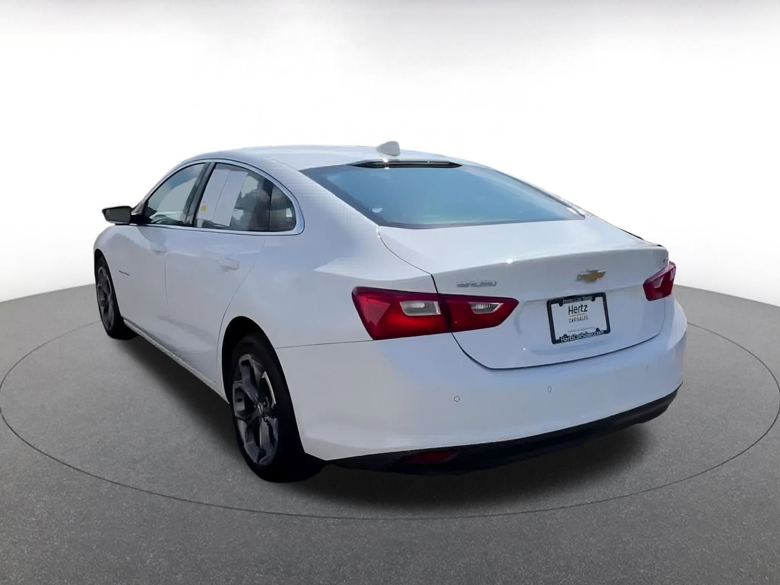 Thumbnail: 2024 Chevrolet Malibu - 11