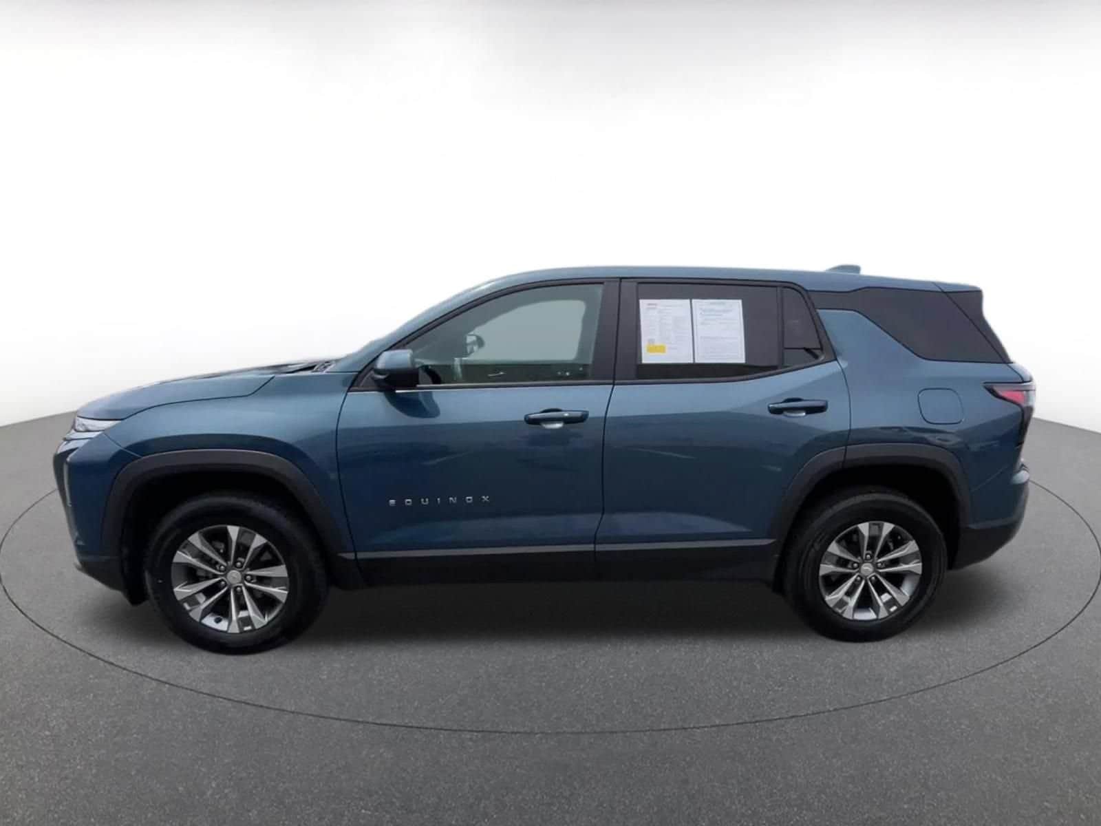 Thumbnail: 2025 Chevrolet Equinox - 8