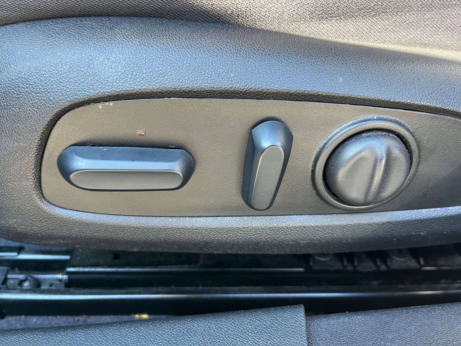 Thumbnail: 2023 Chevrolet Malibu - 23