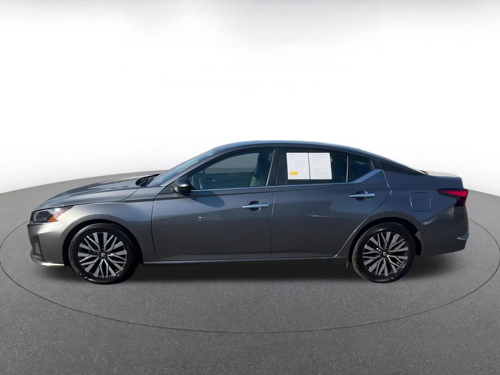 Thumbnail: 2024 Nissan Altima - 8