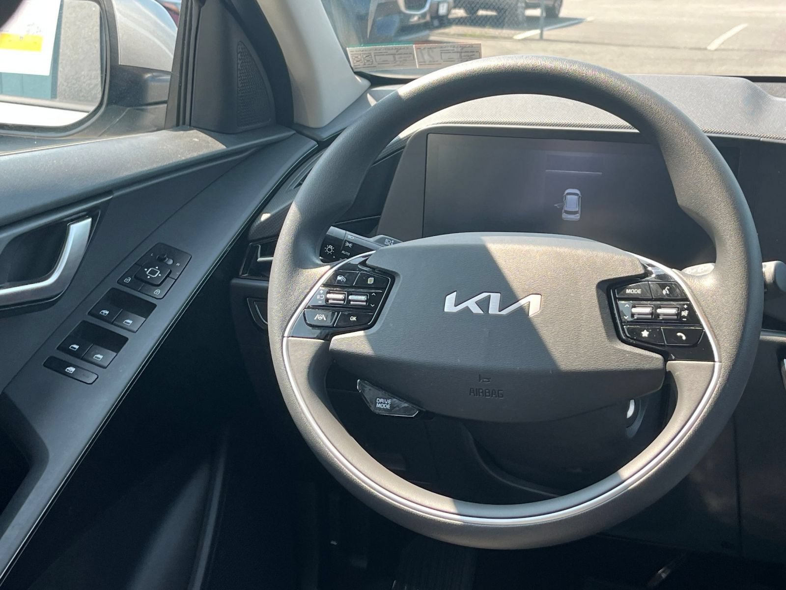 Thumbnail: 2026 Kia Niro - 26