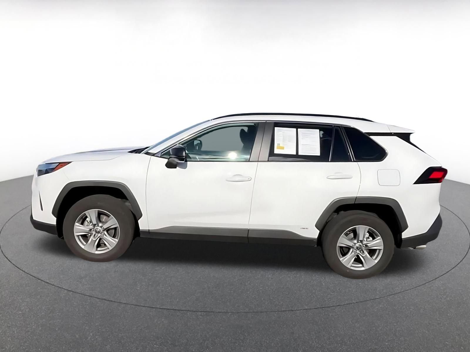 Thumbnail: 2025 Toyota RAV4 - 8