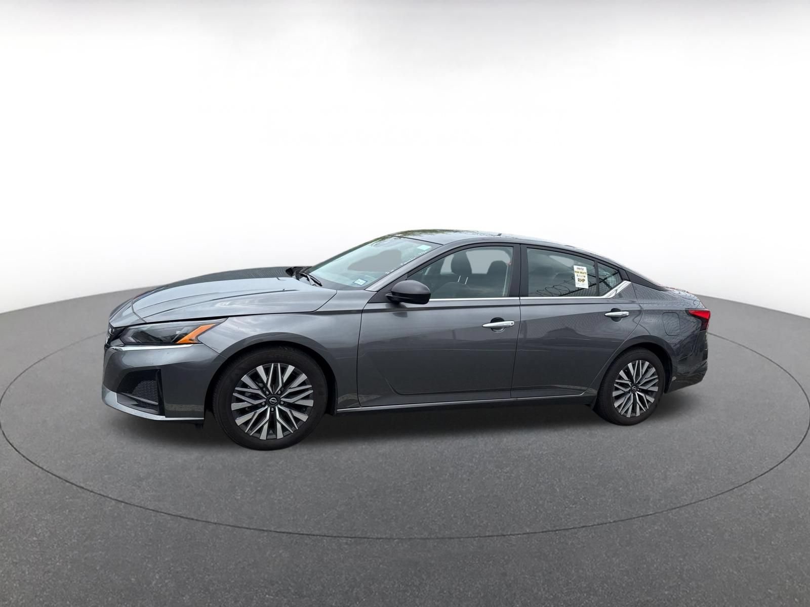 Thumbnail: 2025 Nissan Altima - 8