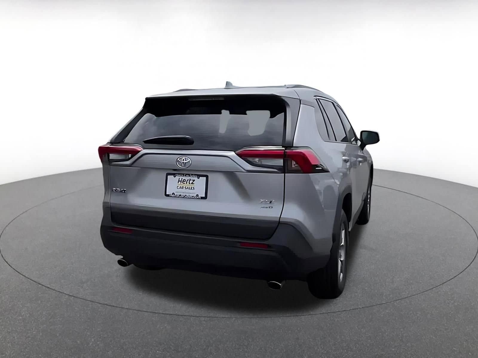Thumbnail: 2025 Toyota RAV4 - 15