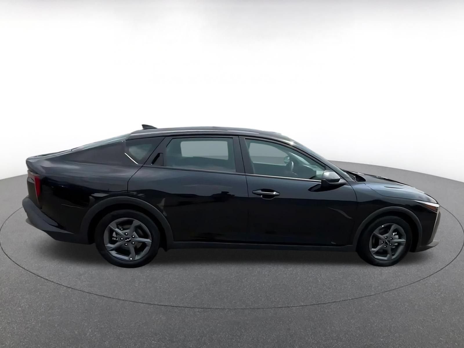 Thumbnail: 2026 Kia K4 - 16