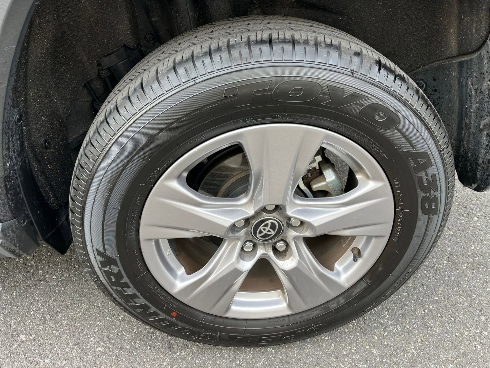 Thumbnail: 2025 Toyota RAV4 - 30