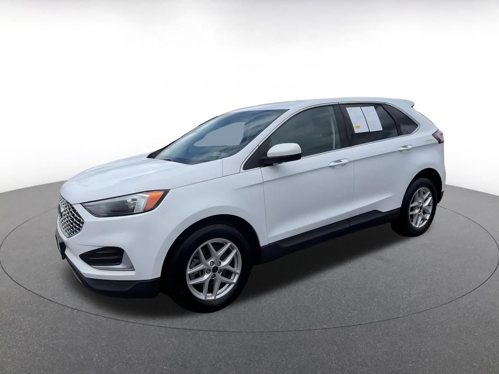 Thumbnail: 2023 Ford Edge - 7