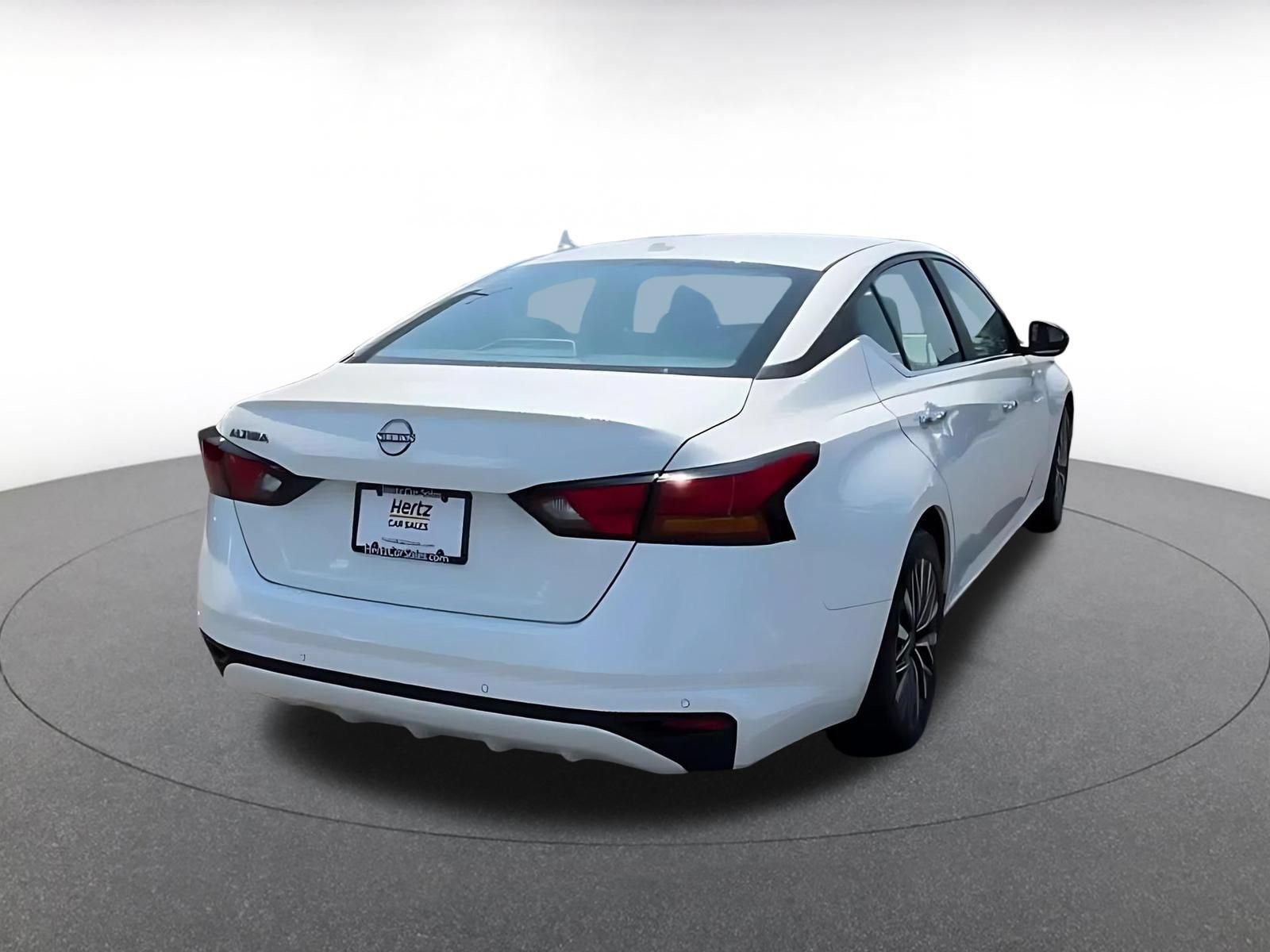 Thumbnail: 2025 Nissan Altima - 13