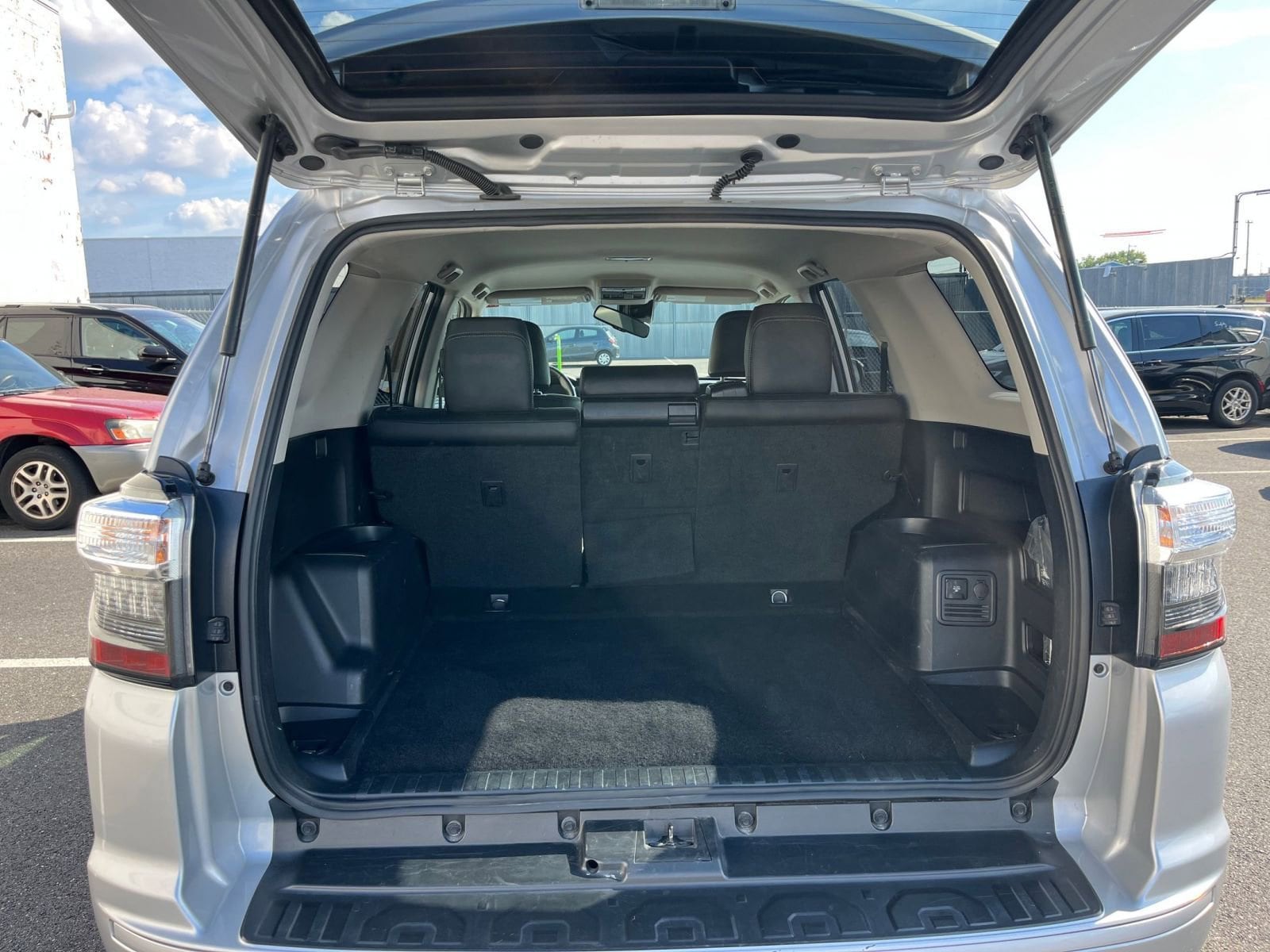 Thumbnail: 2024 Toyota 4Runner - 31