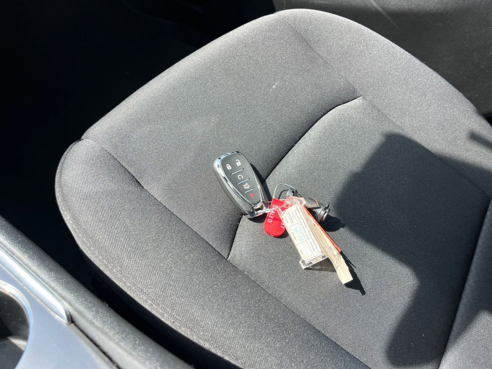 Thumbnail: 2024 Chevrolet Malibu - 21