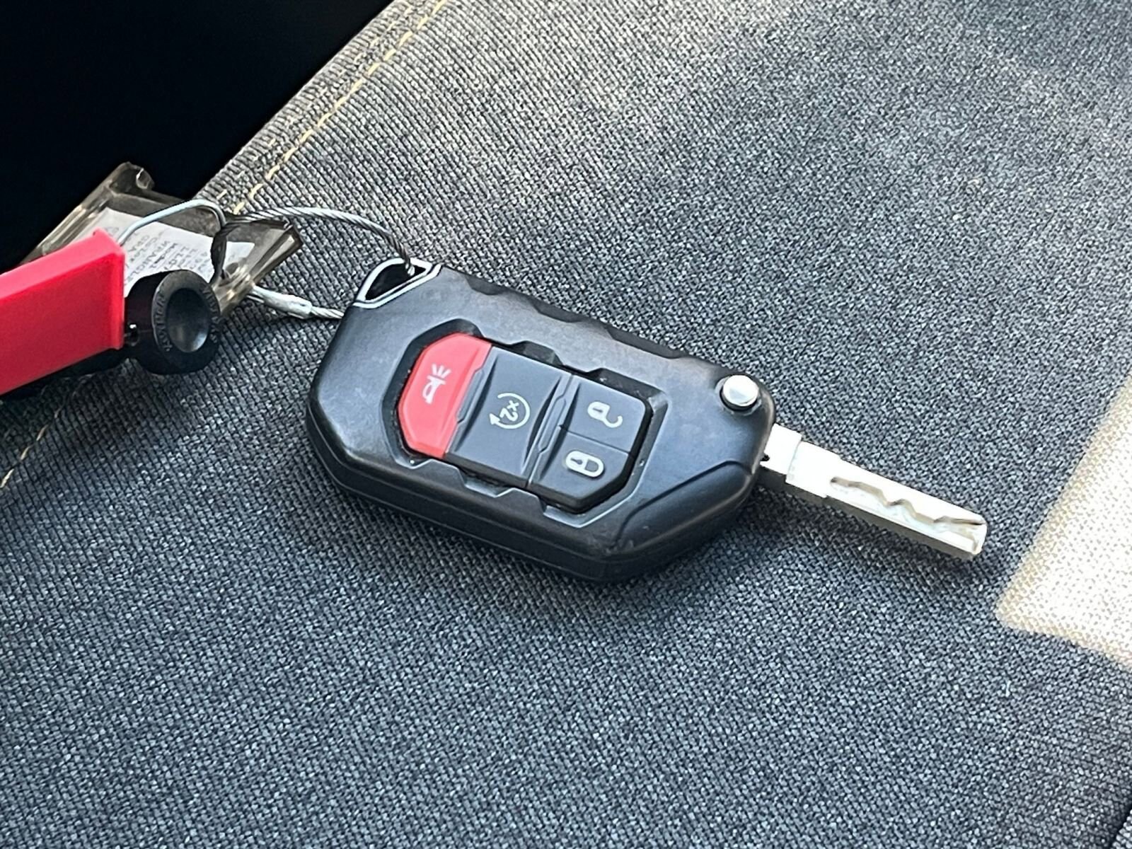 Thumbnail: 2025 Jeep Wrangler - 25