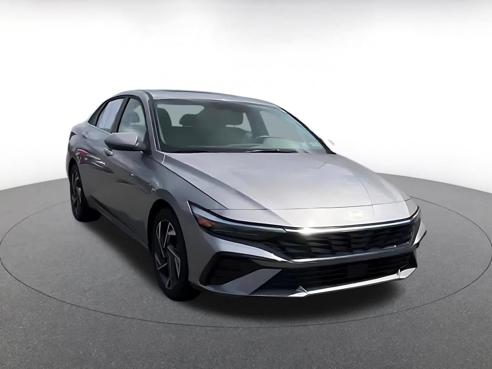 Thumbnail: 2025 Hyundai Elantra - 3