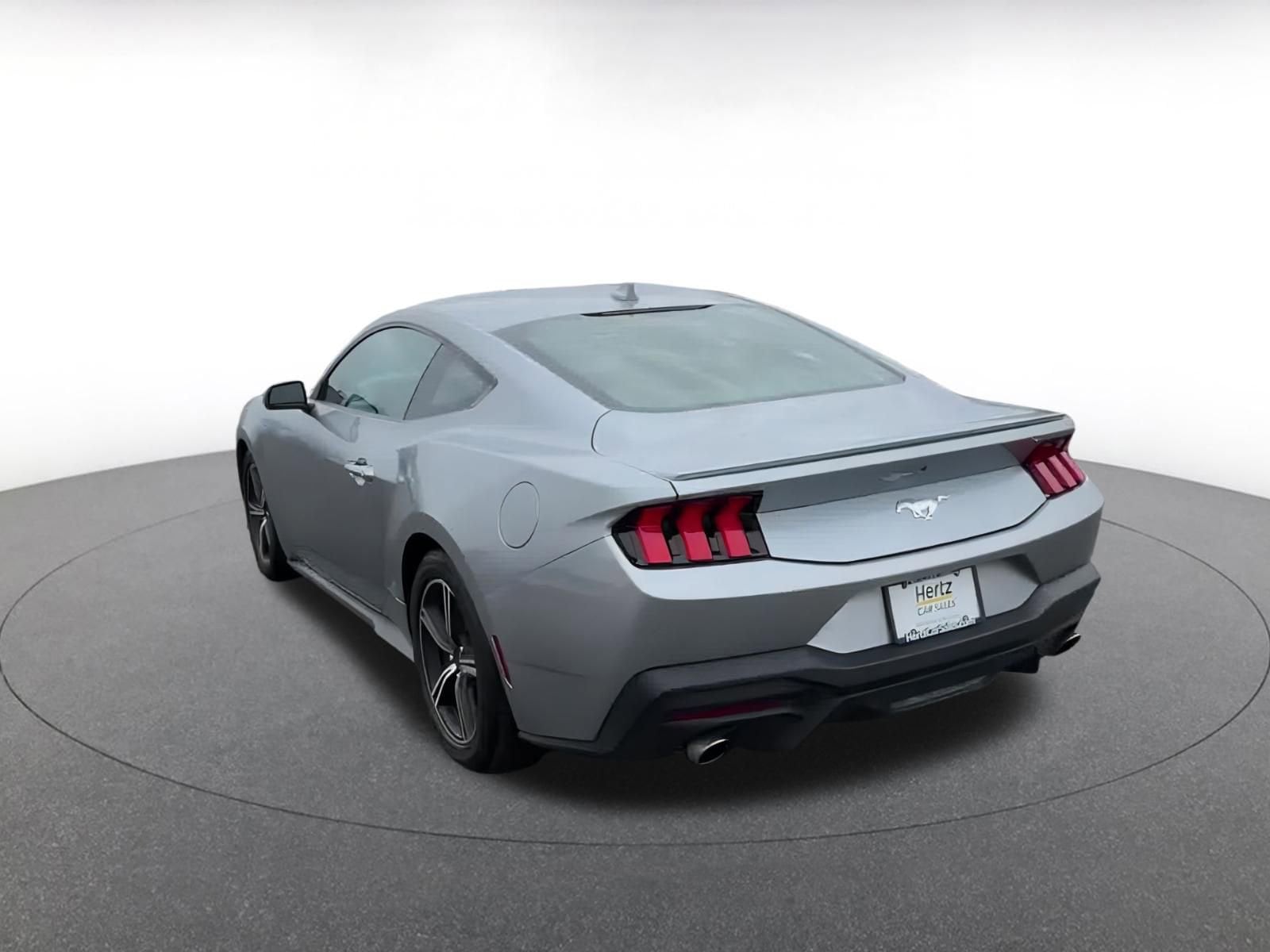 2024 Ford Mustang  11
