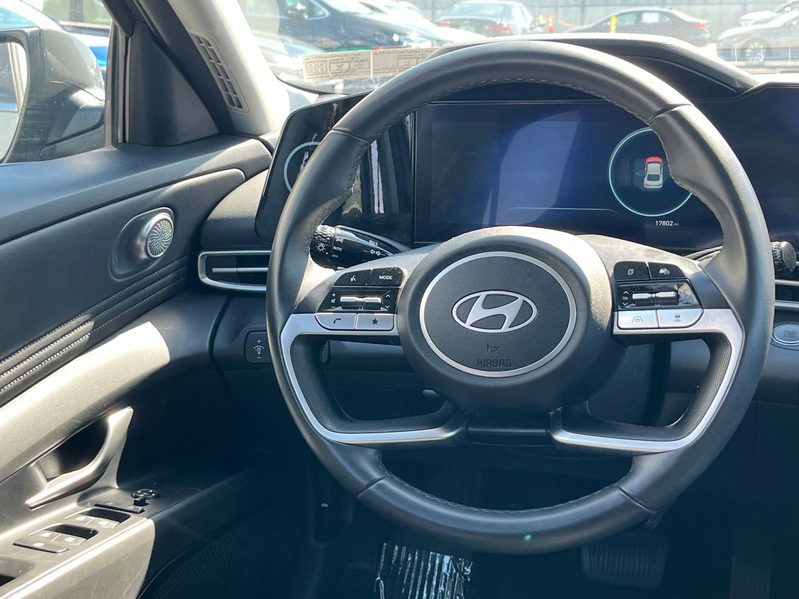 Thumbnail: 2025 Hyundai Elantra - 28