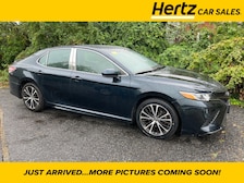 2019 Toyota Camry SE -
                Philadelphia, PA