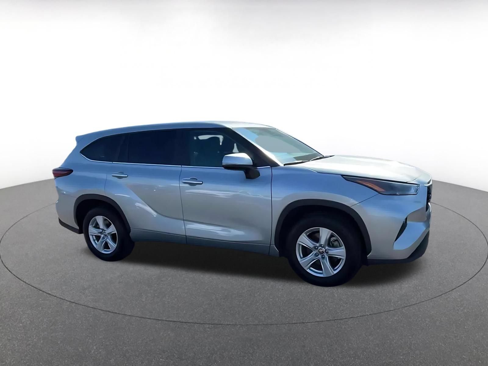 Thumbnail: 2025 Toyota Highlander - 2