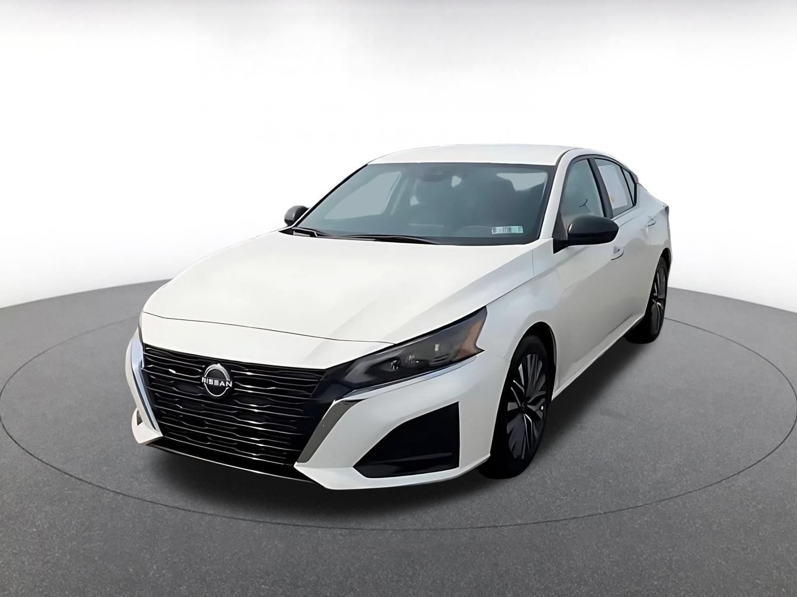Thumbnail: 2025 Nissan Altima - 6
