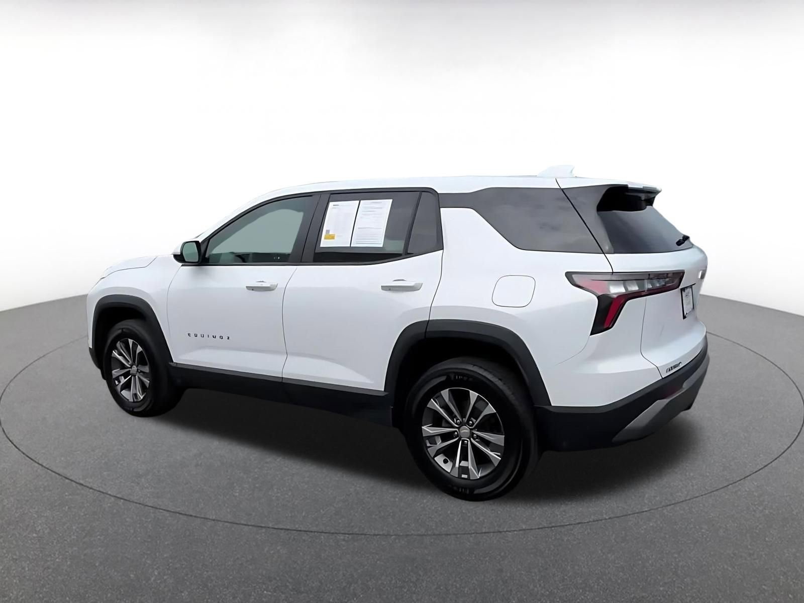 Thumbnail: 2025 Chevrolet Equinox - 10