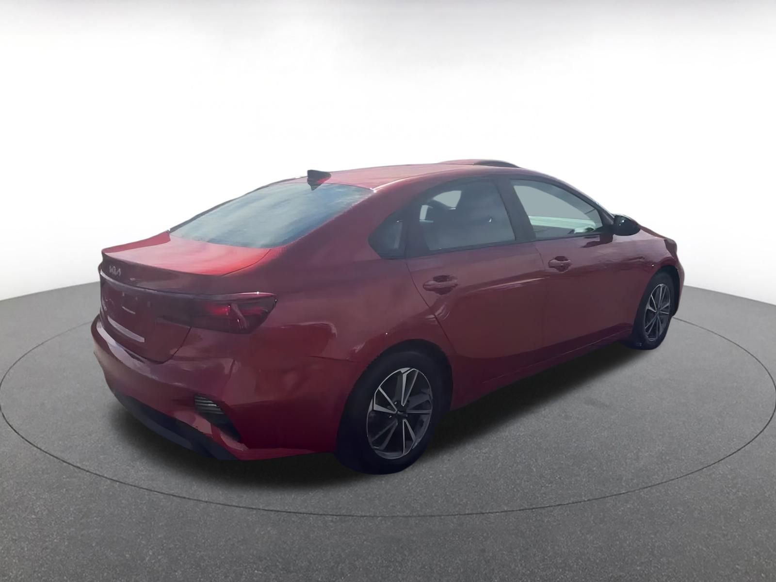 Thumbnail: 2023 Kia Forte - 13