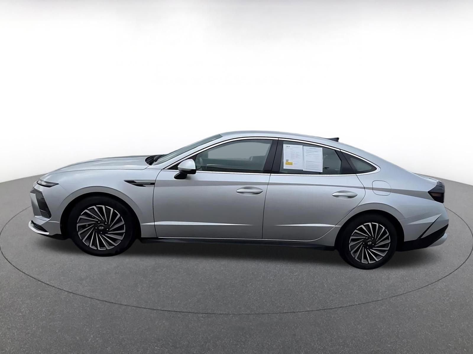 Thumbnail: 2025 Hyundai Sonata - 11