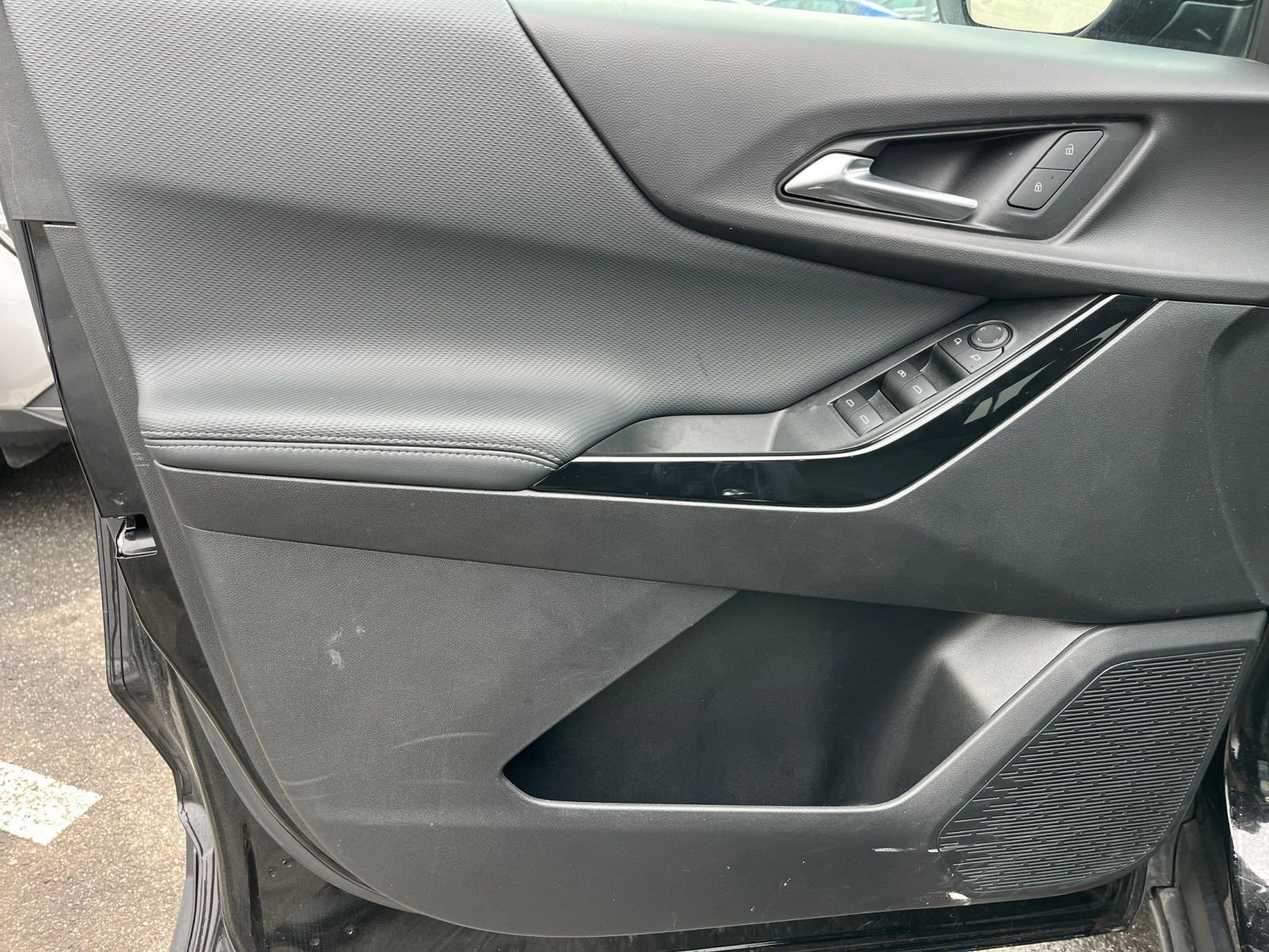 Thumbnail: 2025 Chevrolet Equinox - 18