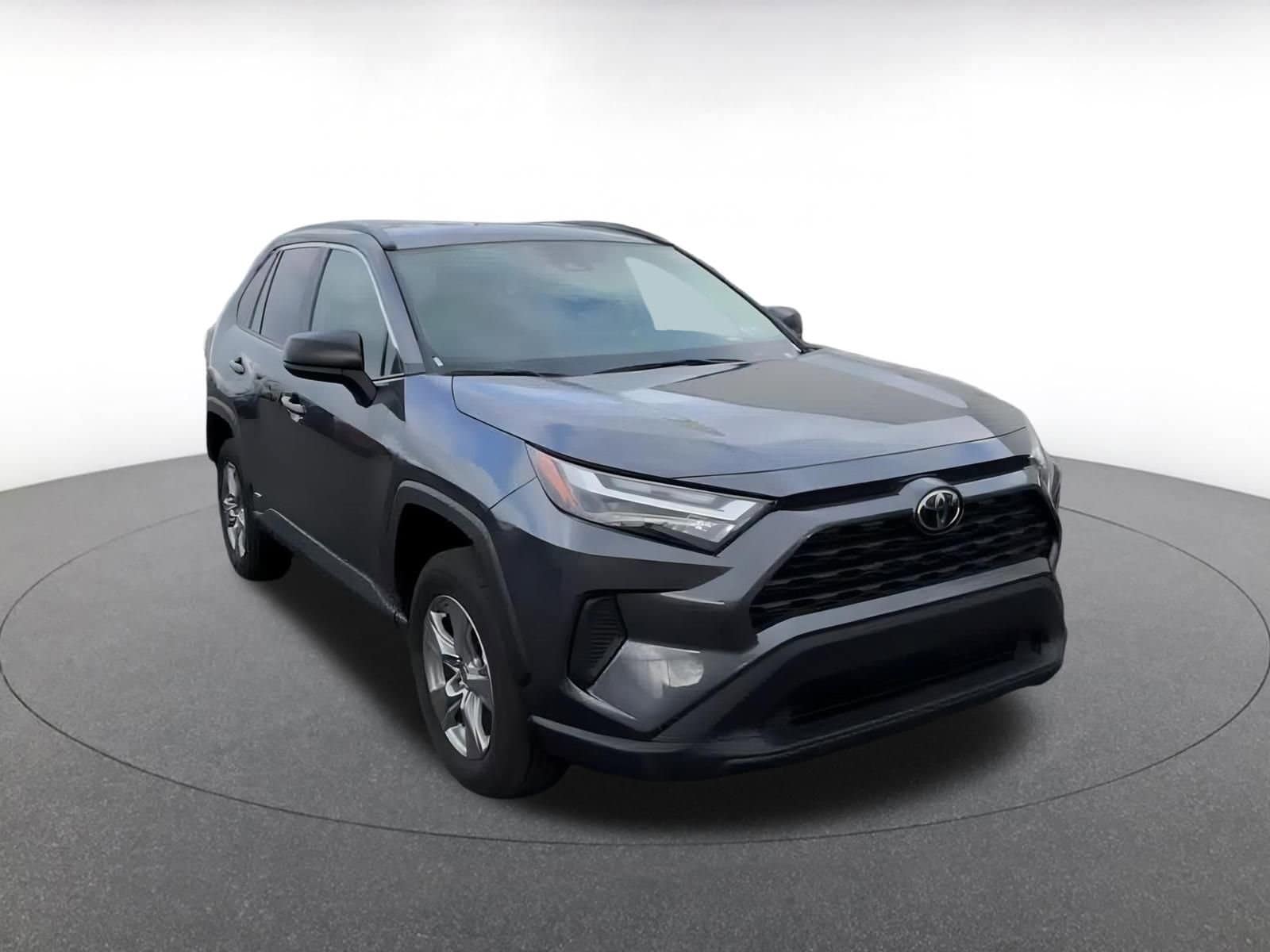Thumbnail: 2025 Toyota RAV4 - 3