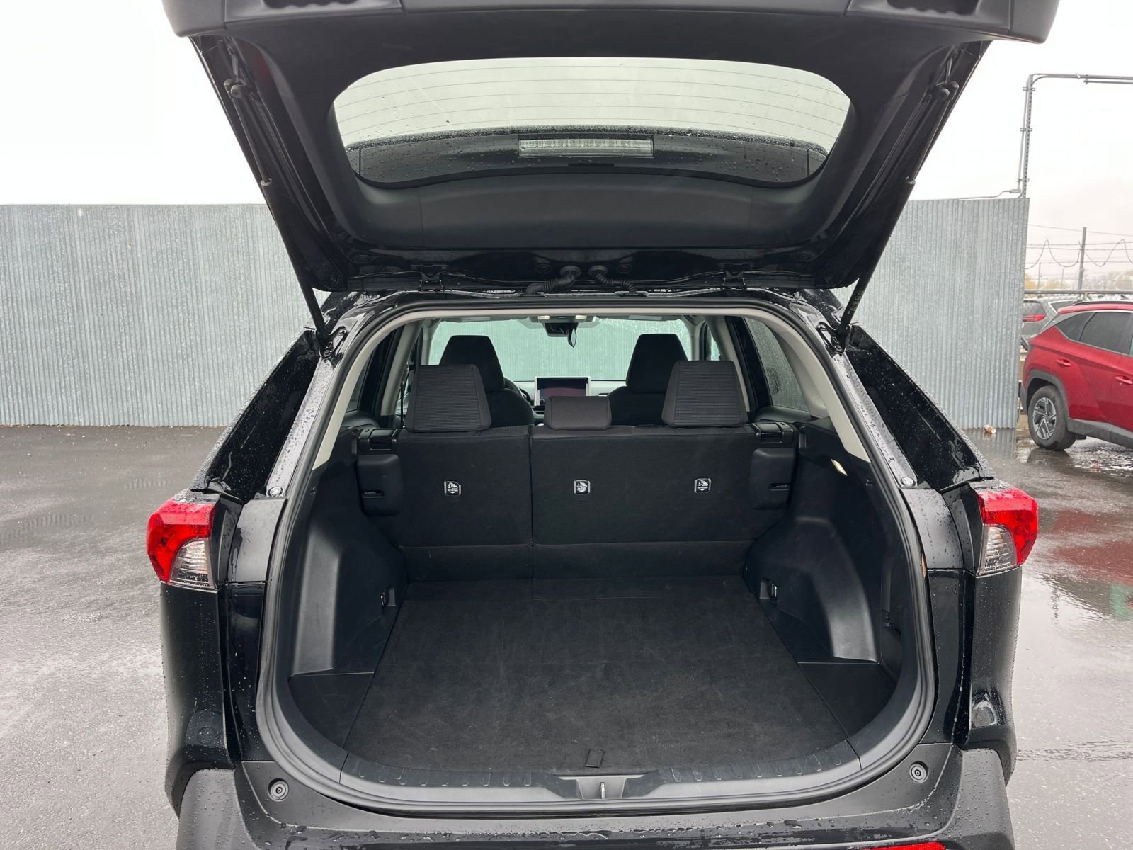 Thumbnail: 2025 Toyota RAV4 - 30