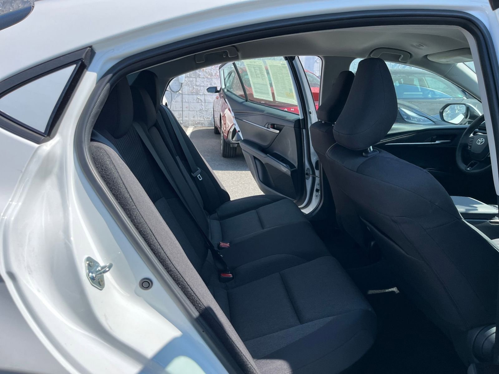 Thumbnail: 2025 Toyota Camry - 25