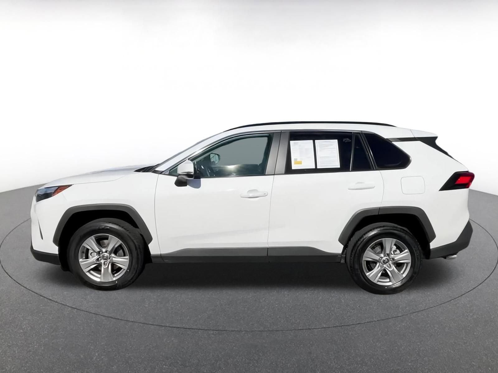 Thumbnail: 2025 Toyota RAV4 - 8