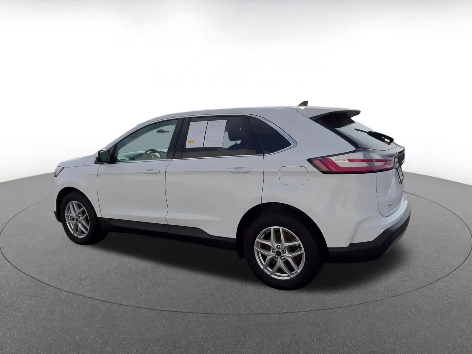 Thumbnail: 2024 Ford Edge - 10