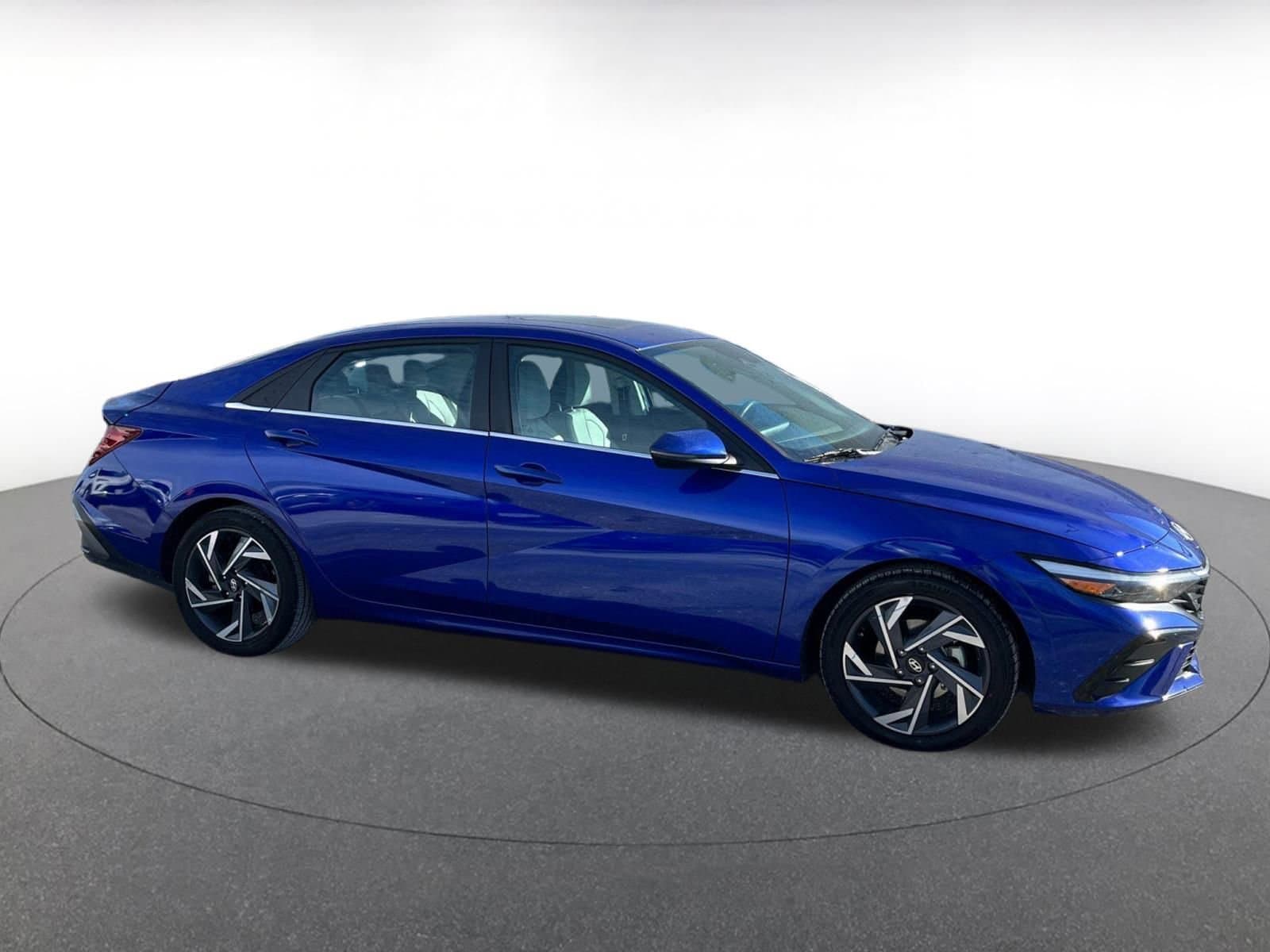 Thumbnail: 2025 Hyundai Elantra - 15