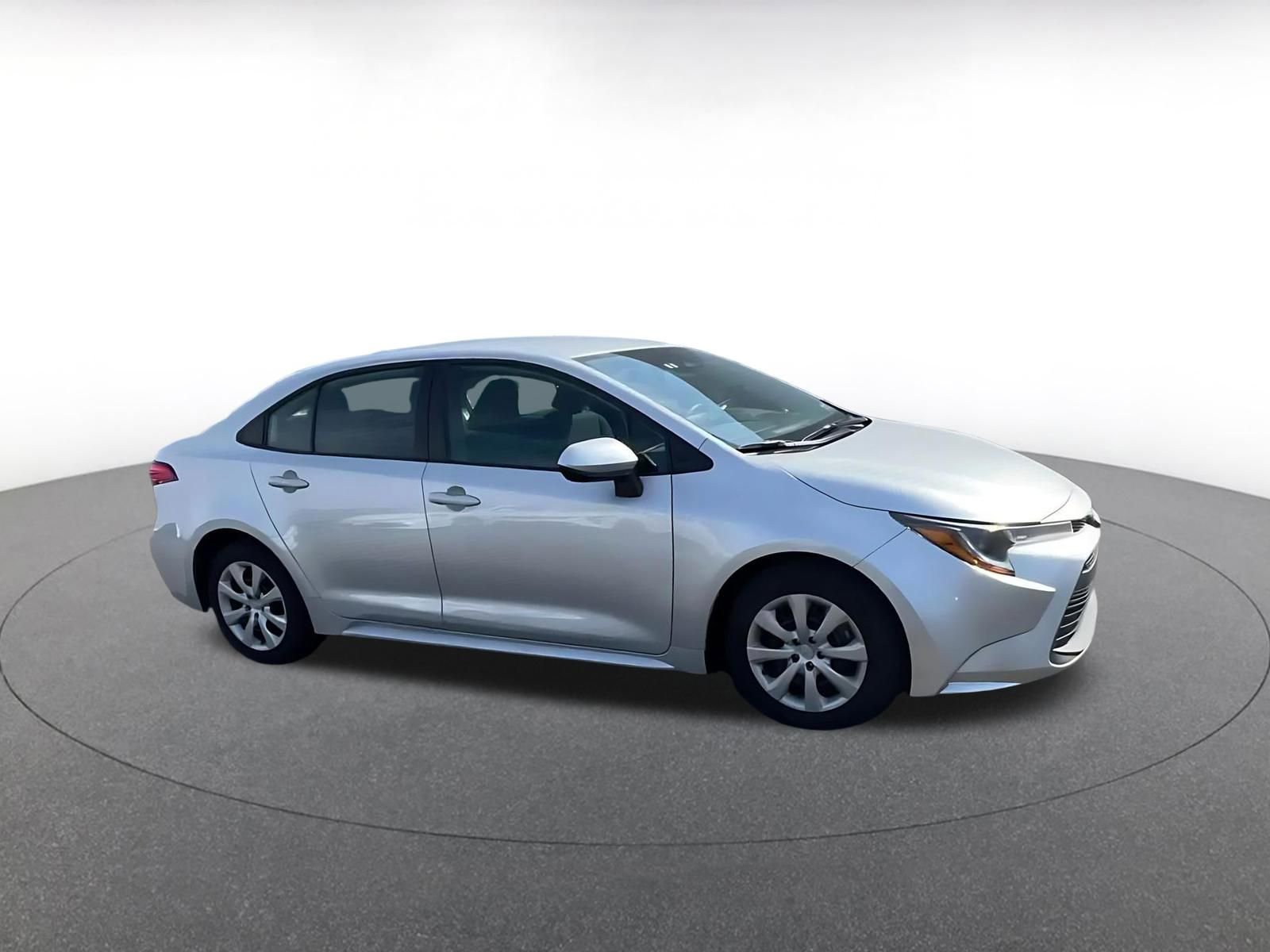 Thumbnail: 2025 Toyota Corolla - 2