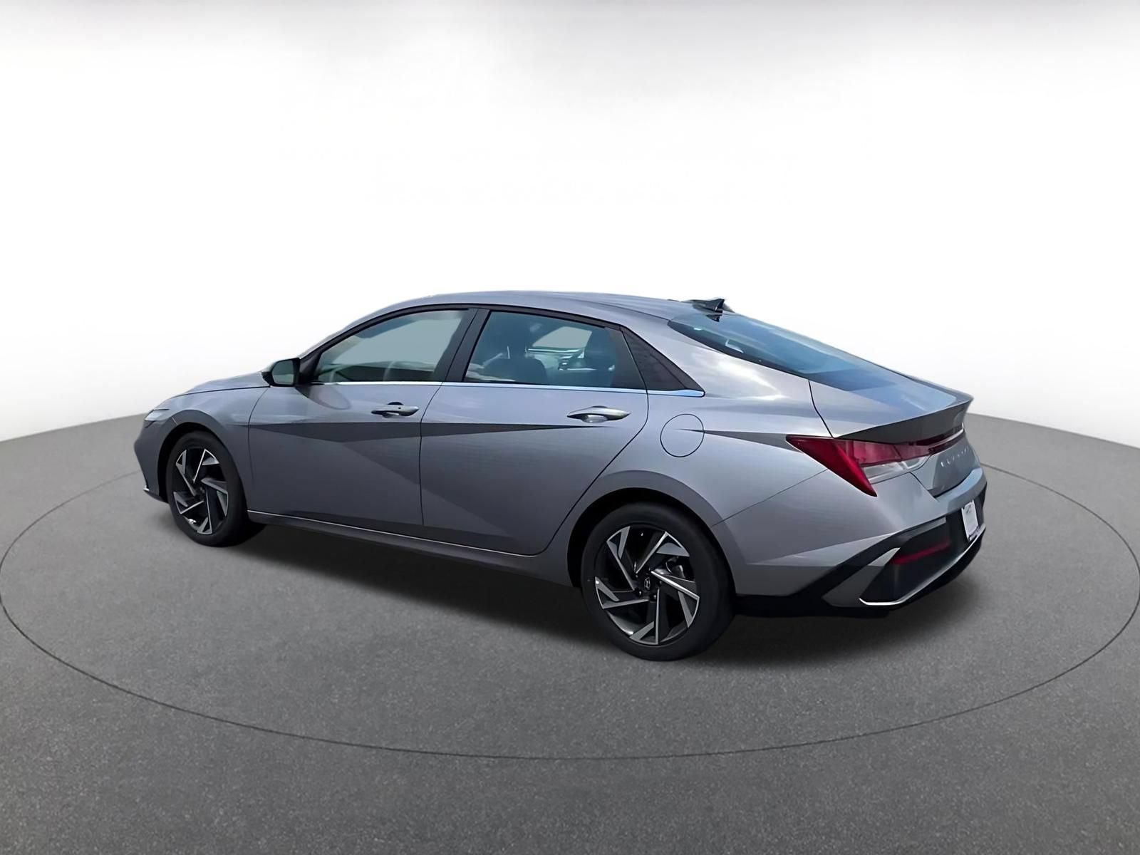 Thumbnail: 2025 Hyundai Elantra - 10