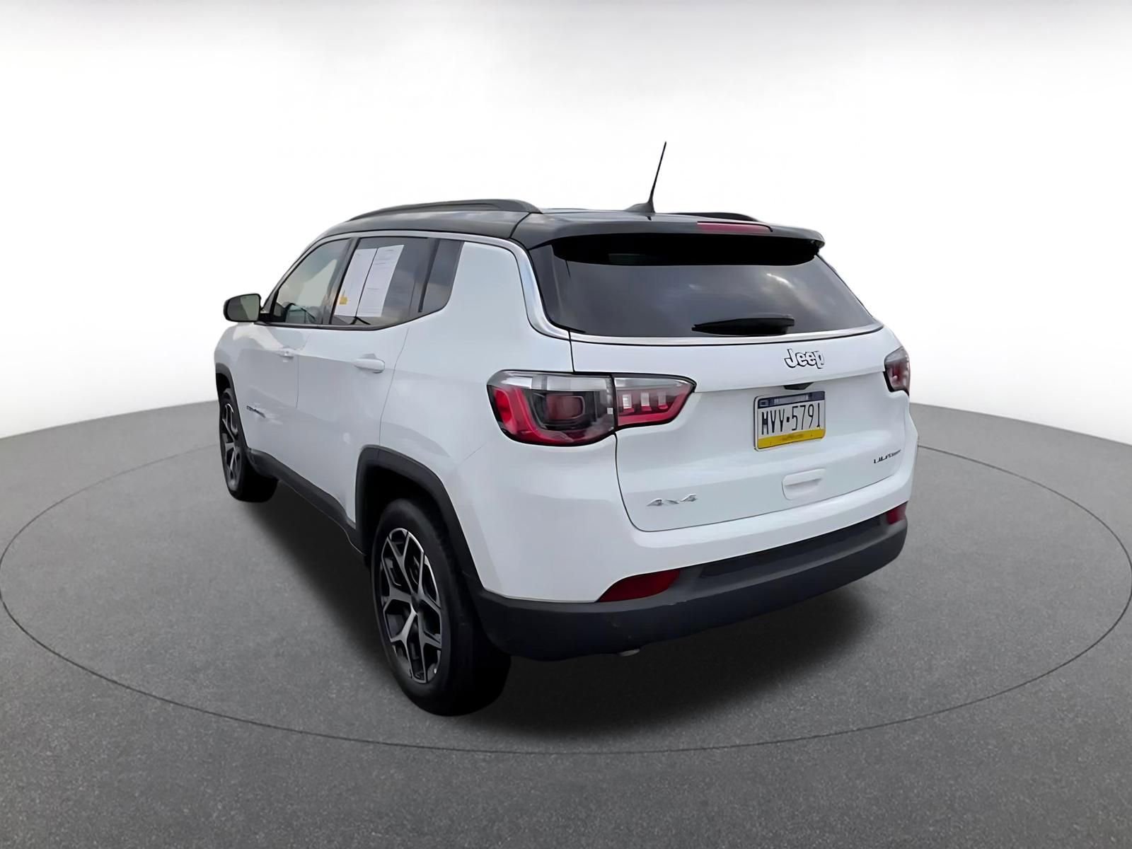 Thumbnail: 2025 Jeep Compass - 10